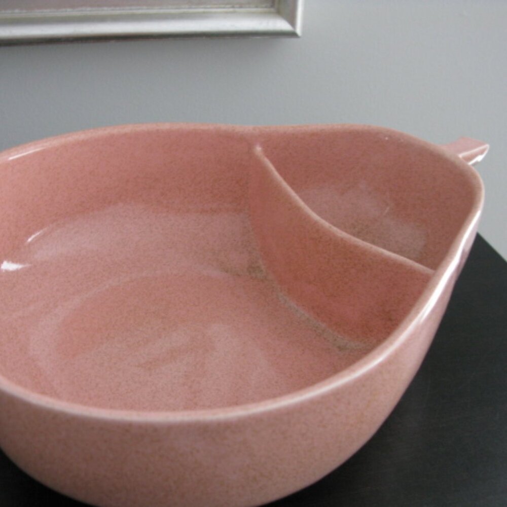 Vintage Pfaltzgraff Pink Pottery Pear Serving Dish